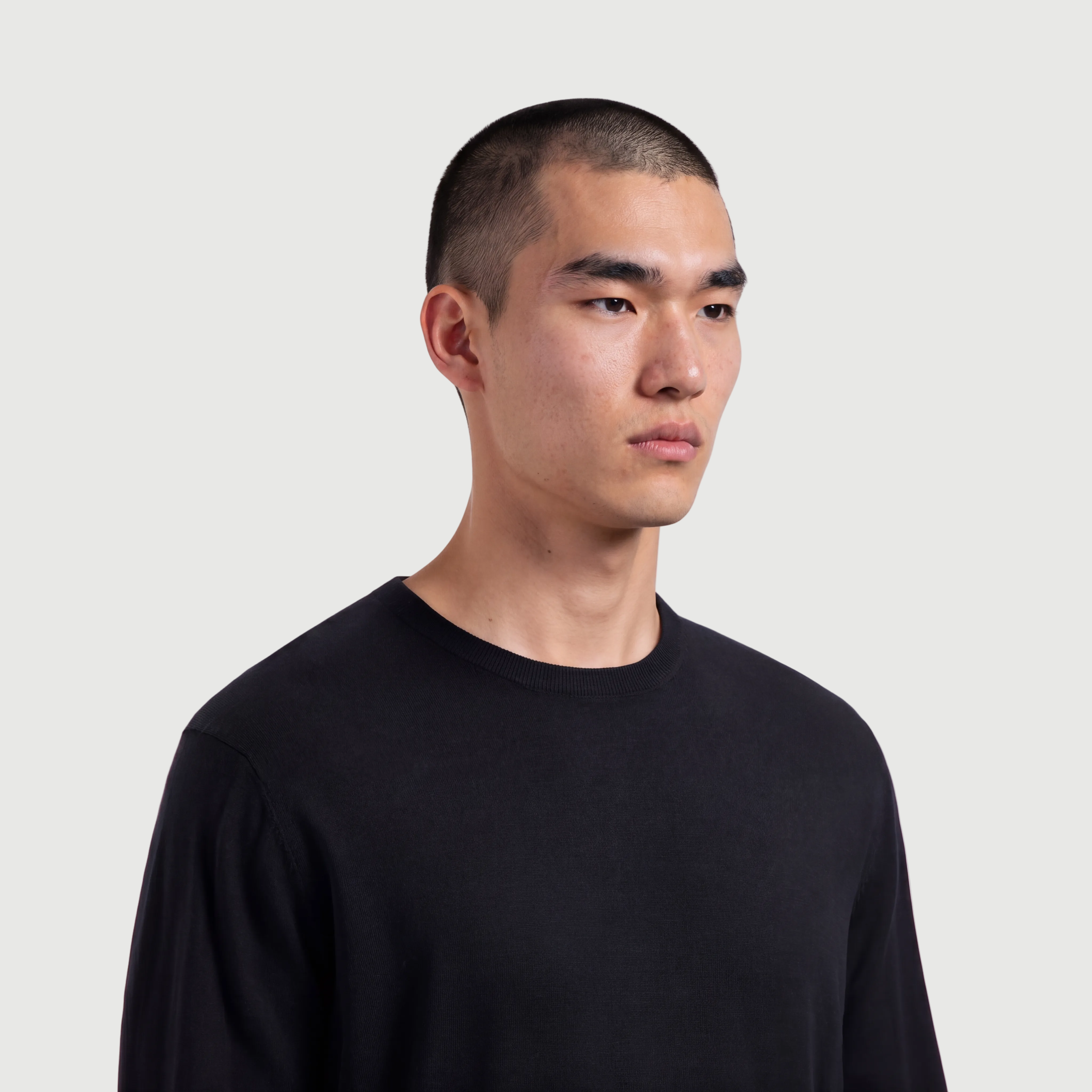Crew Neck Basalt Black